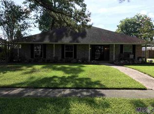 5445 Highland Ridge Dr, Baton Rouge, LA 70817