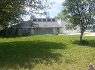 11103 Lakeview Rd, Carbondale, KS 66414