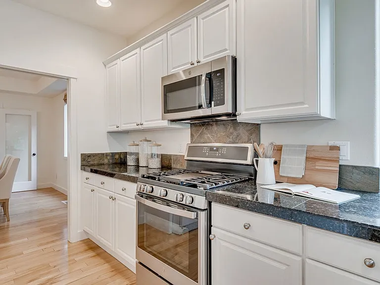 12792 NW Kyla Ln — Photo 15