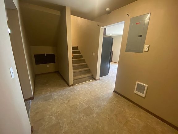 5th image of 702 E Capitol Ave Unit 3