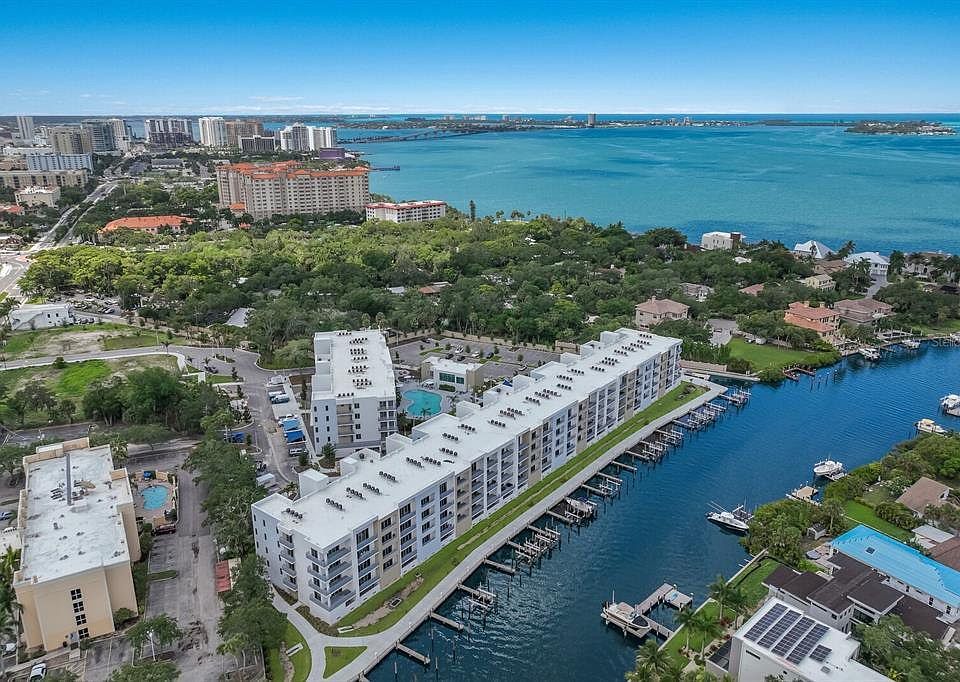 1st image of 1709 Tamiami Trl #509