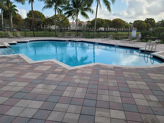 2nd image of 2487 Centergate Dr APT 202