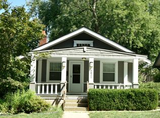 5821 Oak St, Kansas City, MO 64110