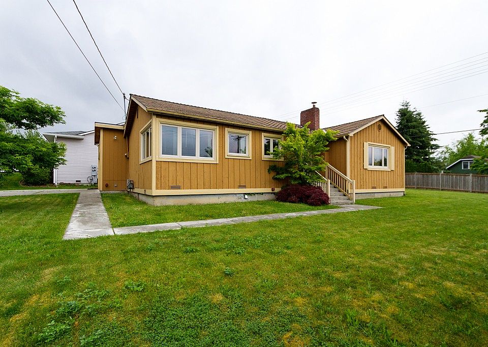 1st image of 6712 64th Pl NE