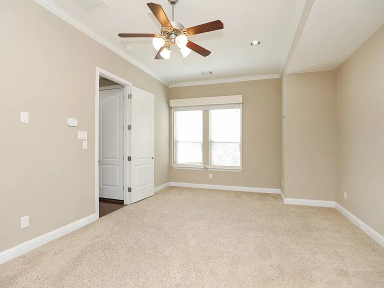 1610 Knox St #B — Photo 27