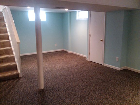 5th image of 4206 Grove Ave