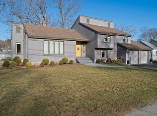 96 Rindge St, Weymouth, MA 02189