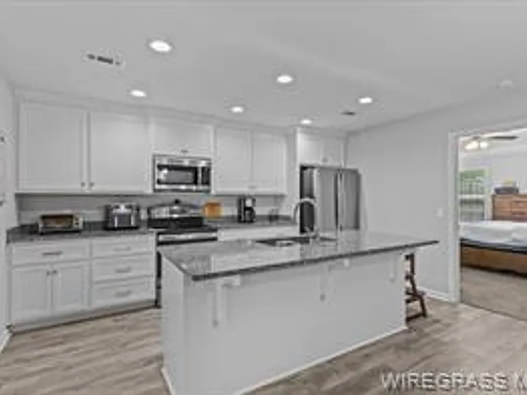 102 Whispering Pines St #C — Photo 3
