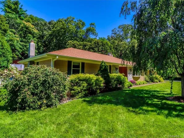 1 Cullens Hill Road, Derby, CT 06418