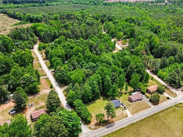 50 Pineview Cir, Wadesboro, NC 28170