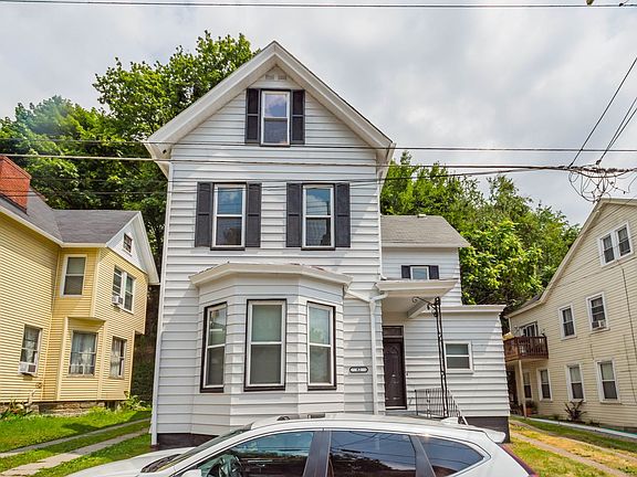 4th image of 82 Grant Ave