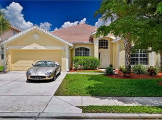 12603 Gemstone Ct, Fort Myers, FL 33913