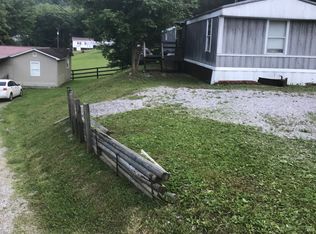 30 Rene Ln, Prestonsburg, KY 41653