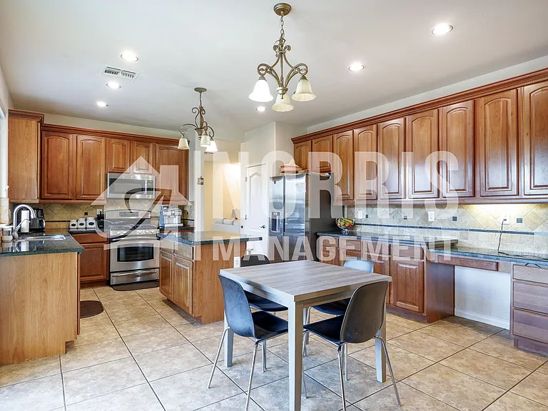 311 W Blue Lagoon Dr — Photo 23