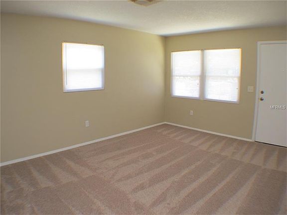 4th image of 2724 Sidney Ave