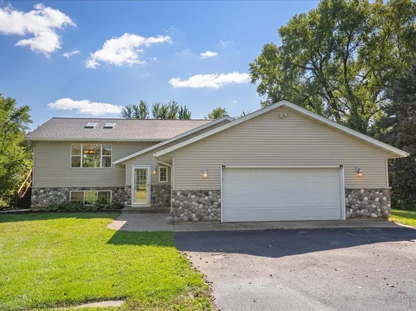 N5620 1090th St, Prescott, WI 54021