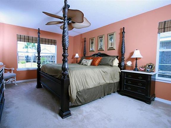 5th image of 3755 Victorian Blvd