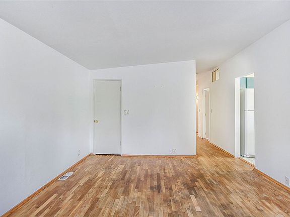 4th image of 31415 52nd Ave S