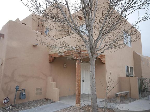 3rd image of 3612 Calle Montosa Ct NW