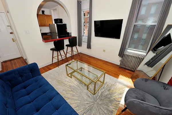 Rented by Furnished Habitat | media 4