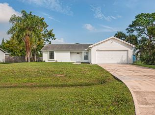 1025 SW Estaugh Ave, Port Saint Lucie, FL 34953