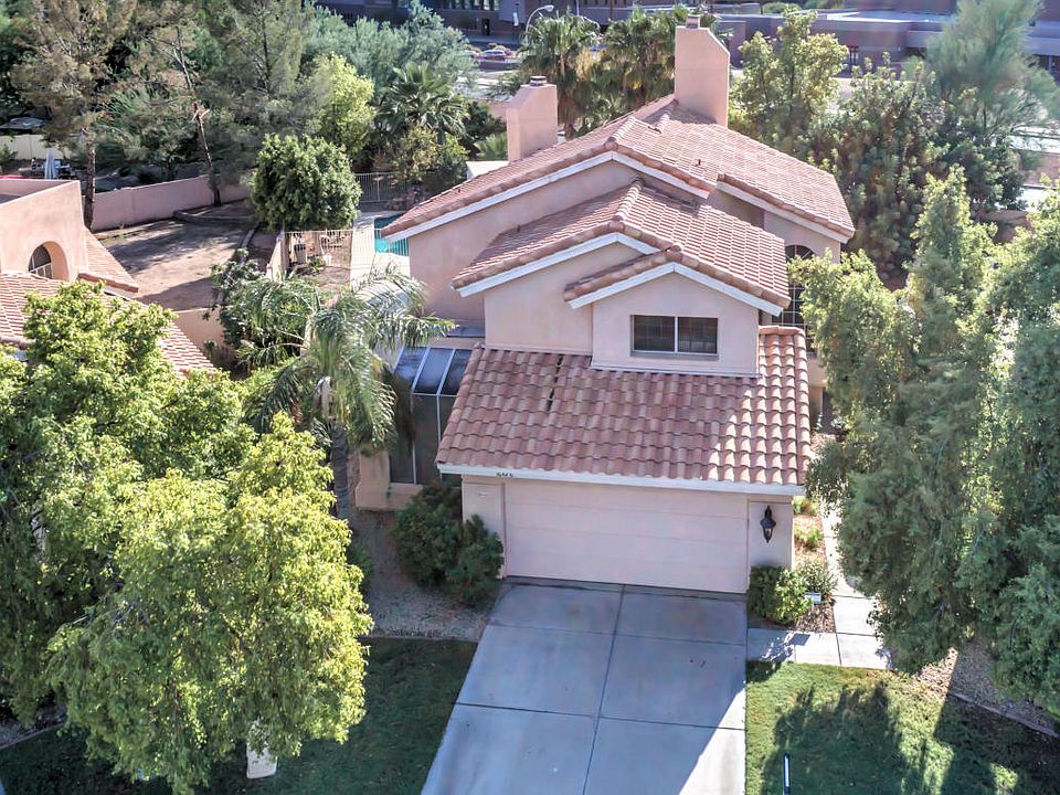 2nd image of 16426 S 32nd Pl
