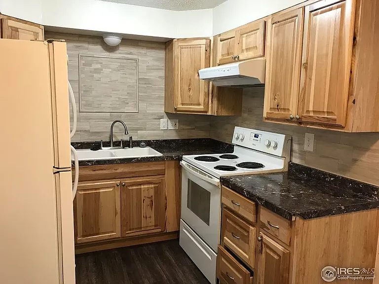 3 Ash Ct #1 — Photo 4
