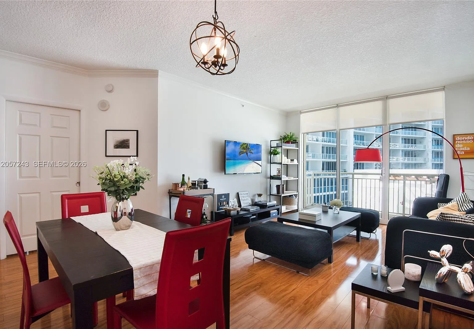 Cite Condo — Photo 3