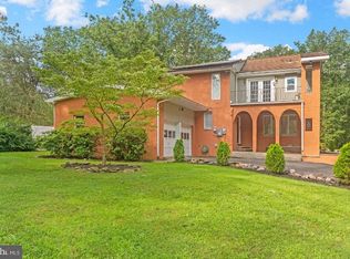 957 Kearsley Rd, Sicklerville, NJ 08081