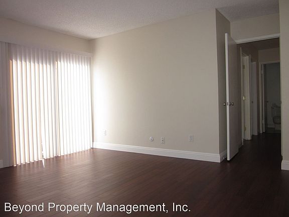 3rd image of 3266 Ashford St Unit K