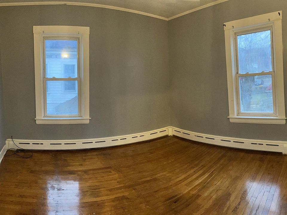 Bedroom #1