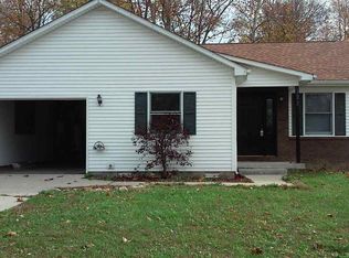 121 Brookside Dr, Hope, IN 47246