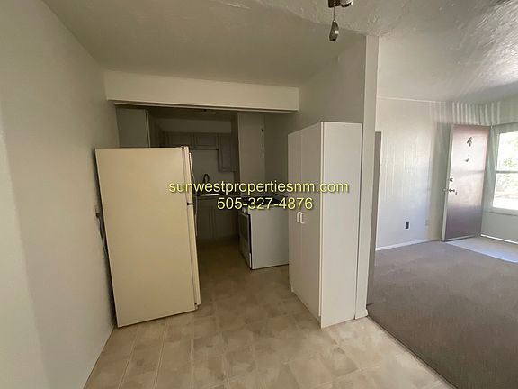 5th image of 710 N Orchard Ave APT 04