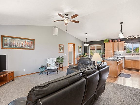 4th image of 6211 N Blue Skies Ln