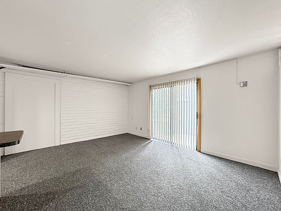 4th image of 137 Dotson Dr #101