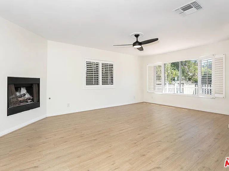2914 Castle Heights Ave — Photo 6