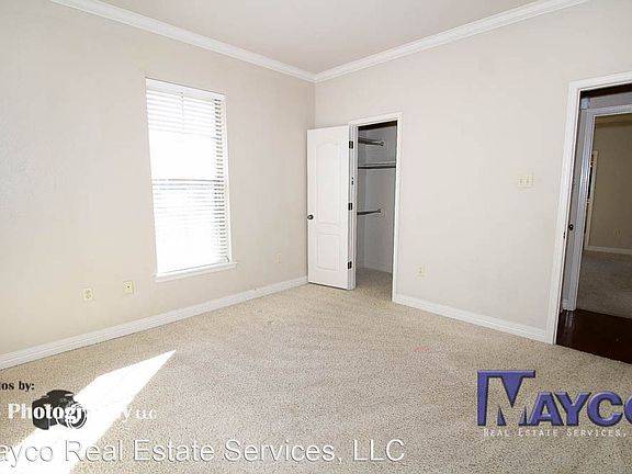 5th image of 2040 Bayou Bend Dr