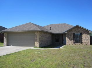 20261 Bluegrass Cir, Flint, TX 75762