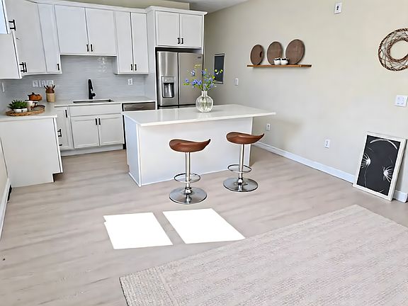 2nd image of 1187 Westminster St #3