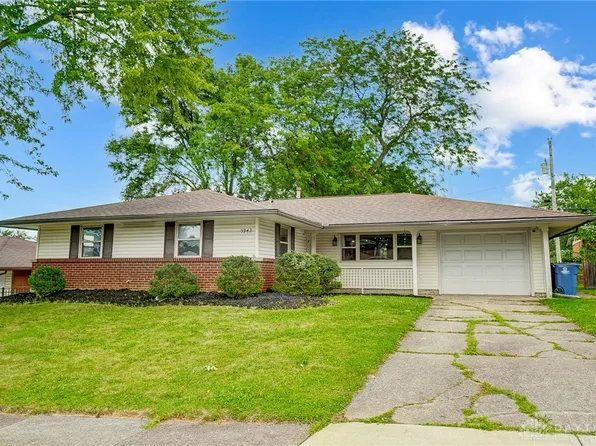 5945 Hartwick Ln, Dayton, OH 45424