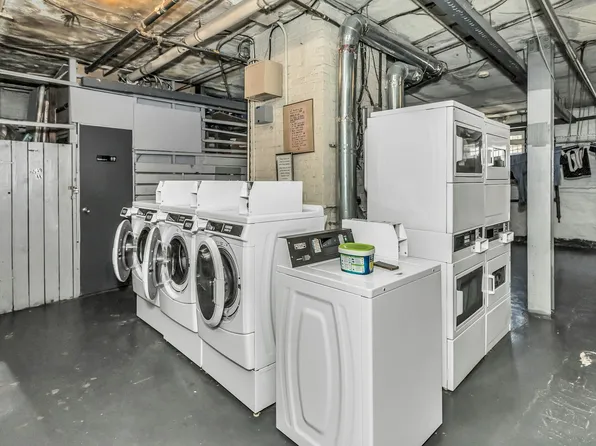 561 41st Street image 17 of 22