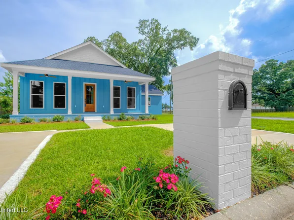 2100 Curcor Dr, Gulfport, MS 39507