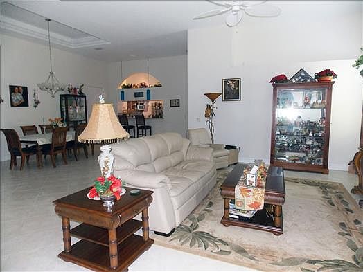 4th image of 107 Bowfin Ct