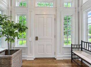 453 Laurel Rd, New Canaan, CT 06840