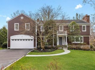 2 Platt Ln, Rye, NY 10580