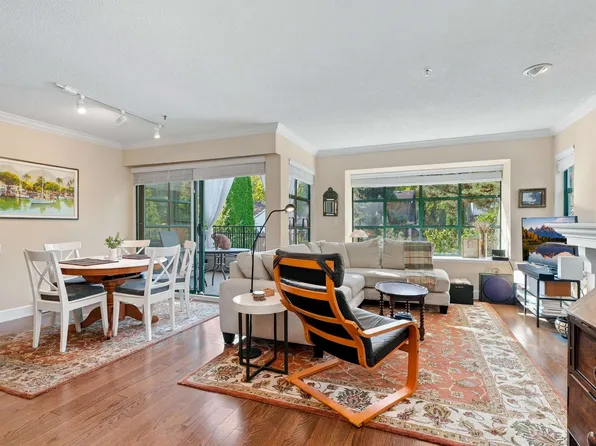 3788 W 8th Ave #308, Vancouver, BC V6R 1Z3