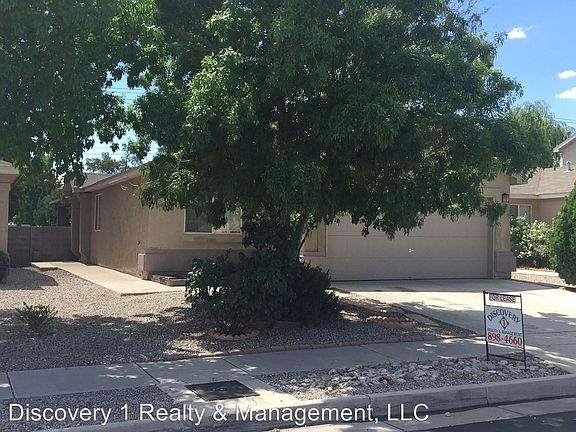 2nd image of 8212 Vista Serena Ln SW