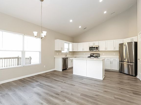 5th image of 6308 Eli Dr
