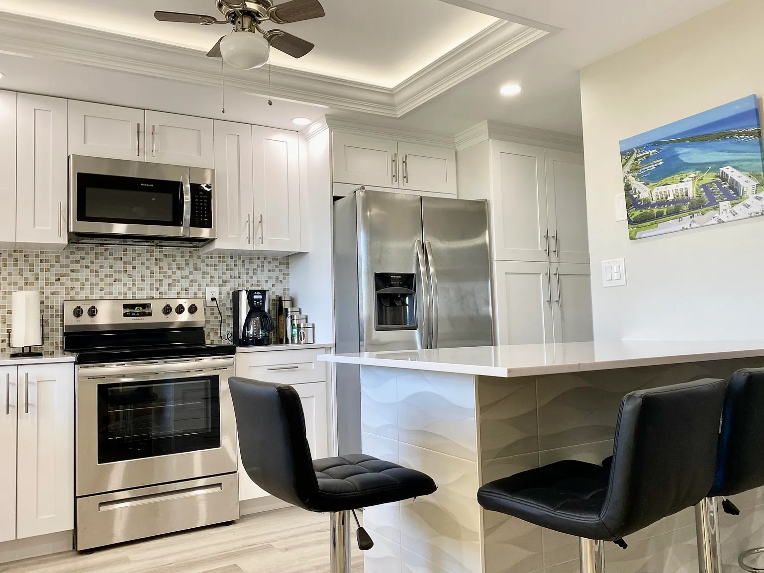 2 bed, 2.0 bath, 1182 sqft, $4,000 — Photo 4