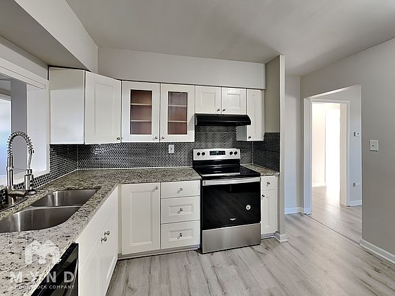 2nd image of 1026 Elaine Rd